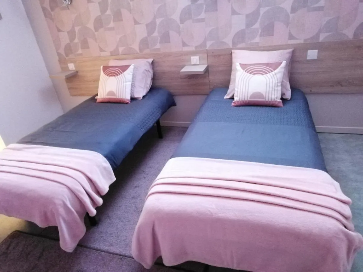 Hotel Sainte Therese Lourdes 2*,  France